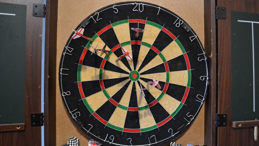 darts board game